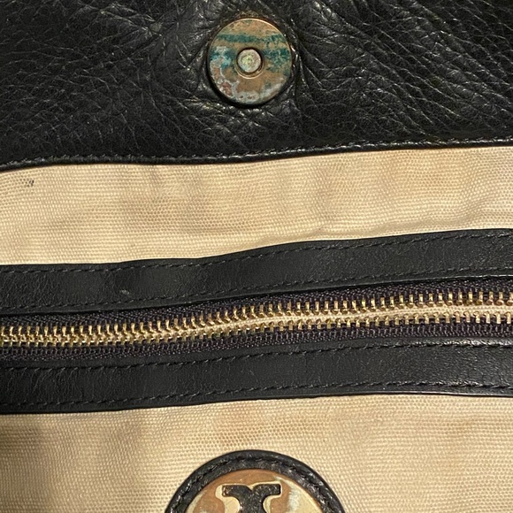 Tory Burch Amanda Hobo - Picture 6 of 6